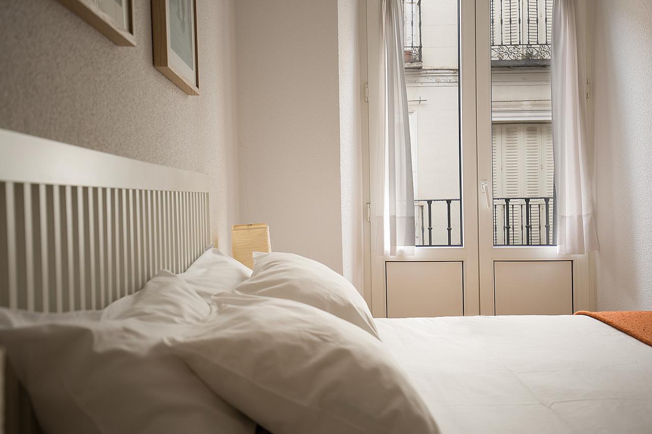 Apartamentos San Lorenzo 26 Madrid Esterno foto