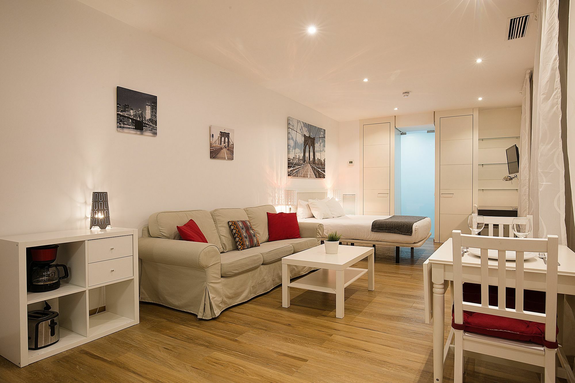 Apartamentos San Lorenzo 26 Madrid Esterno foto
